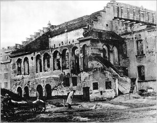 This famous synagogue in Przemysl was looted and destroyed